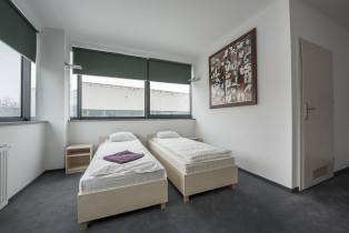 pokój dwuosobowy / fot. Michał Jędrzejowski